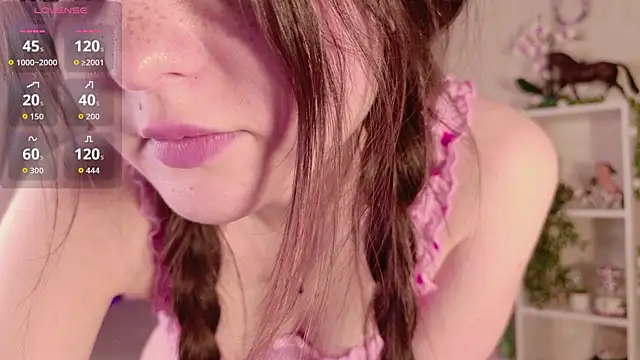 LeraKit online show from April 15, 2026, 7:58 pm