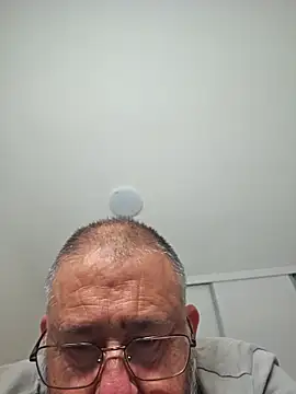 Snapshot of polla_calientes47 chatting on September 20, 2025, 2:51 pm polla calientes47 online show from September 20, 2025, 2:51 pm