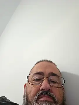 Snapshot of polla_calientes47 chatting on December 1, 2025, 11:37 am polla calientes47 online show from December 1, 2025, 11:37 am