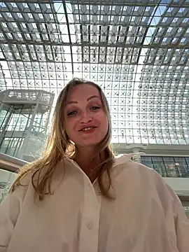LadyTatiana Madam online show from July 2, 2026, 4:13 pm