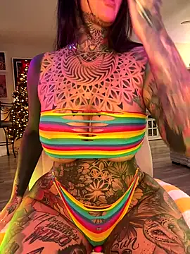 caseykey online show from November 26, 2025, 2:51 pm