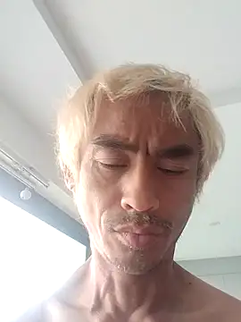 Nemosobig online show from February 9, 2026, 11:53 pm