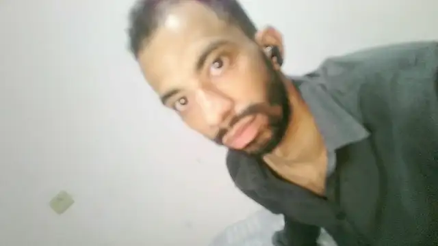 UncutToyBoy23cm online show from October 15, 2025, 7:52 am