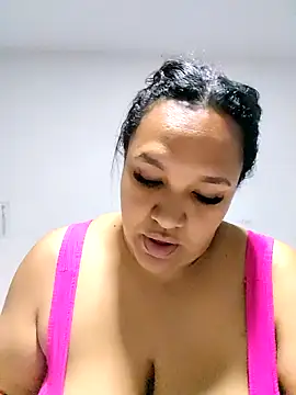 Snapshot of Mia_Adell_11 chatting on October 23, 2025, 5:29 am Mia Adell 11 online show from October 23, 2025, 5:29 am