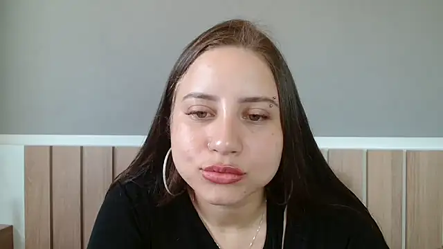 Snapshot of 520_Loirex_741 chatting on December 15, 2025, 1:15 pm 520 Loirex 741 online show from December 15, 2025, 1:15 pm