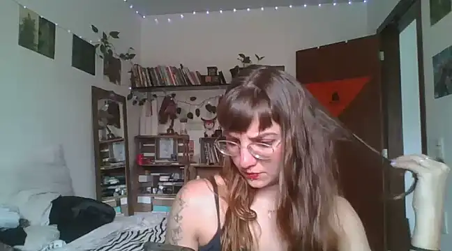 SweetyBabyDemon online show from December 11, 2024, 1:17 pm