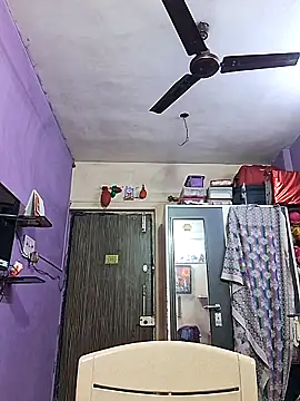 GlassBarge9 online show from January 3, 2025, 6:24 pm