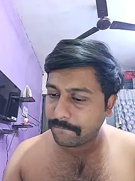 GlassBarge9 online show from January 8, 2025, 10:27 pm