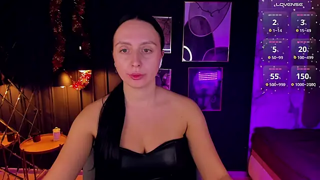Snapshot of Christy_Calypso chatting on December 31, 2024, 3:01 am Christy Calypso online show from December 31, 2024, 3:01 am