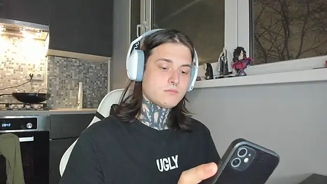 Snapshot of _torfin_ chatting on February 22, 2025, 4:19 pm torfin online show from February 22, 2025, 4:19 pm