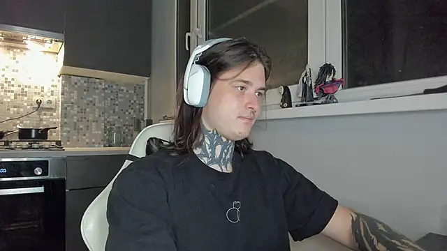 Snapshot of _torfin_ chatting on March 11, 2025, 2:21 am torfin online show from March 11, 2025, 2:21 am