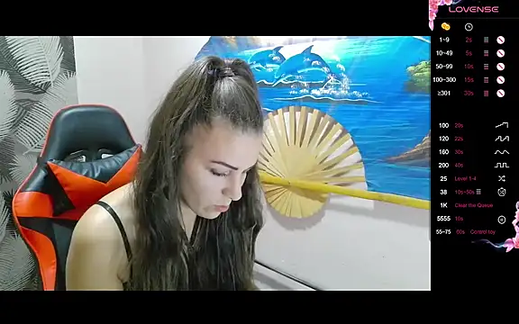 Catbaby32 online show from November 6, 2025, 9:37 pm