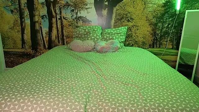 Snapshot of Dreamy_candy69 chatting on November 23, 2025, 12:43 am Dreamy candy69 online show from November 23, 2025, 12:43 am