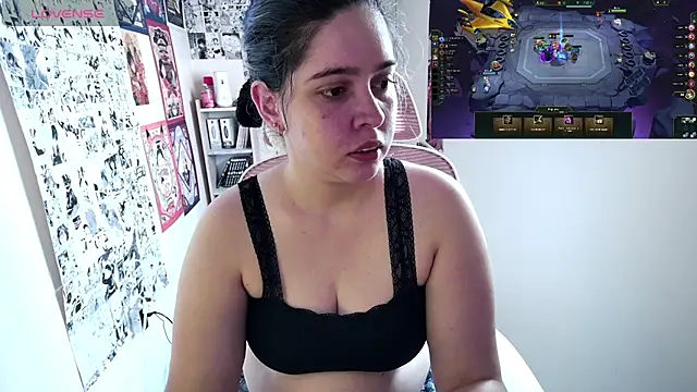 Vallolet Spencer online show from October 26, 2025, 8:15 pm