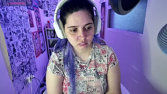 Vallolet Spencer online show from November 11, 2025, 5:40 am