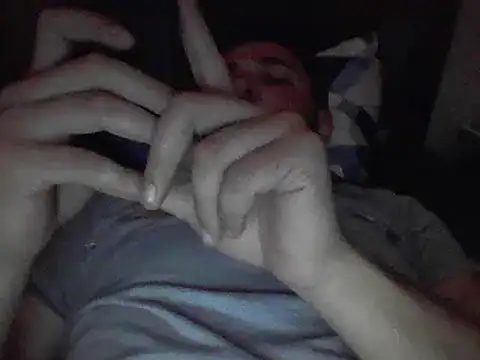 Snapshot of Dat1994 chatting on December 24, 2024, 12:11 pm Dat1994 online show from December 24, 2024, 12:11 pm