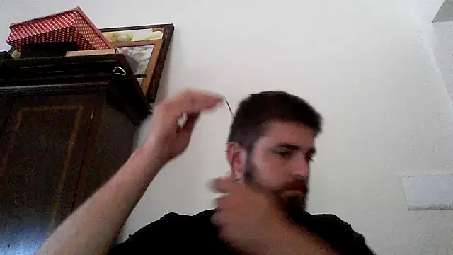 Snapshot of Dat1994 chatting on February 7, 2025, 12:39 pm Dat1994 online show from February 7, 2025, 12:39 pm