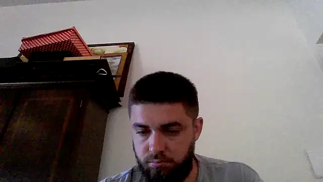 Snapshot of Dat1994 chatting on February 20, 2025, 11:31 am Dat1994 online show from February 20, 2025, 11:31 am