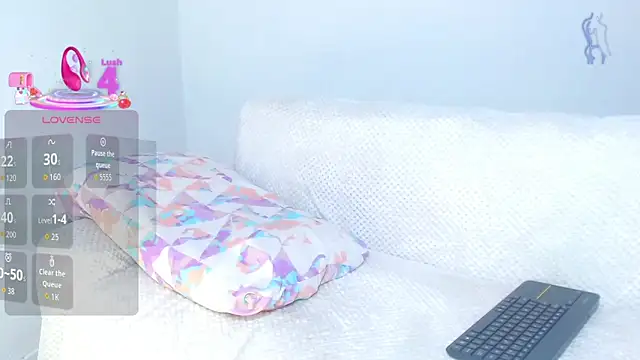 Tristan-bm online show from March 26, 2026, 10:21 am