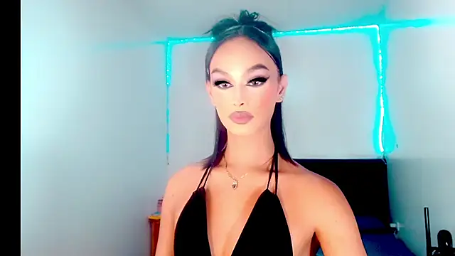 Snapshot of _Riannagarcia_ chatting on December 18, 2025, 3:45 am Riannagarcia online show from December 18, 2025, 3:45 am