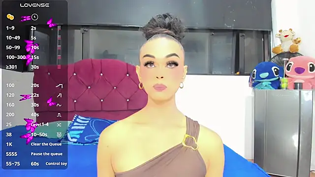 Riannagarcia  online show from July 12, 2026, 3:19 am