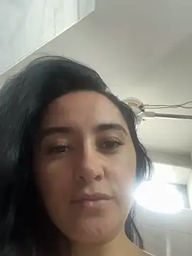 preetypeach online show from October 23, 2025, 9:02 pm