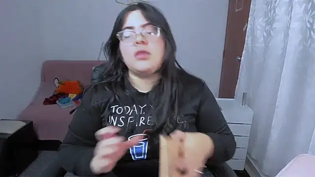 Aria Fullbuster online show from November 13, 2025, 9:36 pm