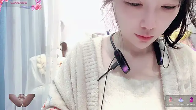 Snapshot of AKiKi711 chatting on March 18, 2025, 3:09 am AKiKi711 online show from March 18, 2025, 3:09 am