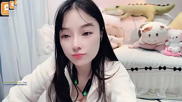 AKiKi711 online show from October 29, 2025, 4:37 am