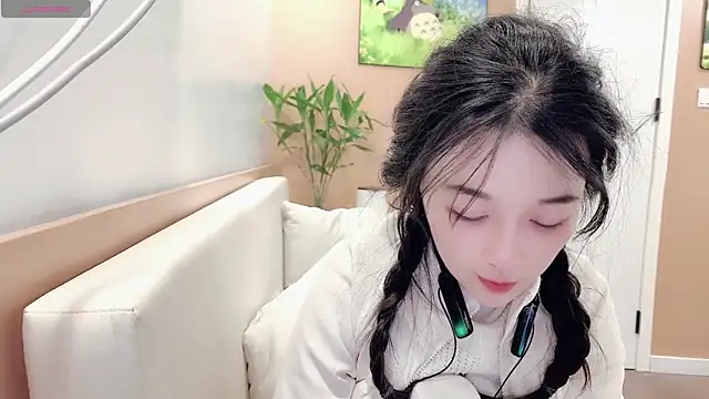 Snapshot of AKiKi711 chatting on February 14, 2026, 3:20 pm AKiKi711 online show from February 14, 2026, 3:20 pm