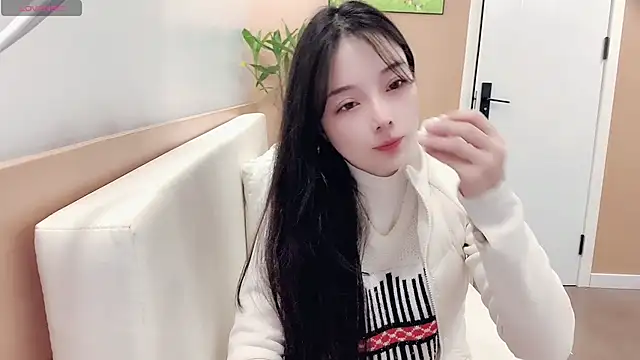 Snapshot of AKiKi711 chatting on February 15, 2026, 2:58 pm AKiKi711 online show from February 15, 2026, 2:58 pm