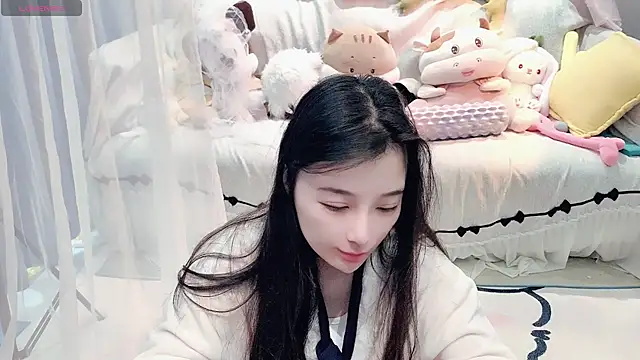 Snapshot of AKiKi711 chatting on March 5, 2026, 4:52 am AKiKi711 online show from March 5, 2026, 4:52 am