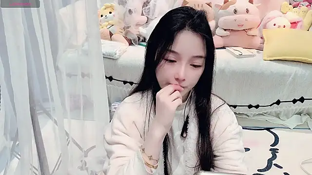 Snapshot of AKiKi711 chatting on March 24, 2026, 4:56 pm AKiKi711 online show from March 24, 2026, 4:56 pm