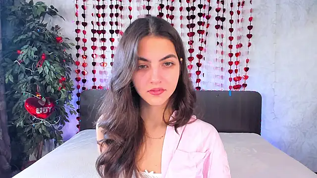 Milana Crystal  online show from February 7, 2025, 8:22 am