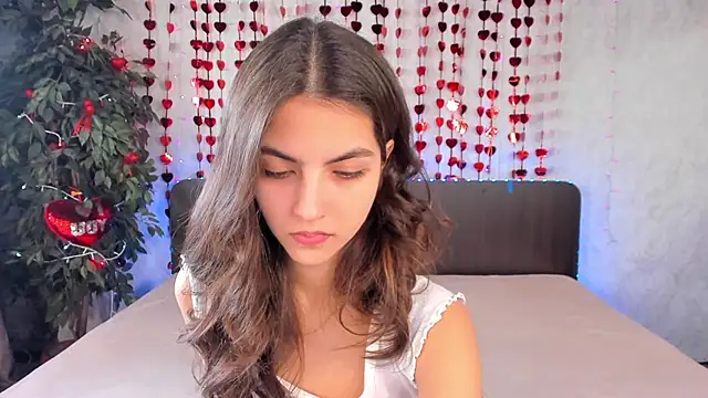 Milana Crystal  online show from February 14, 2025, 8:21 am