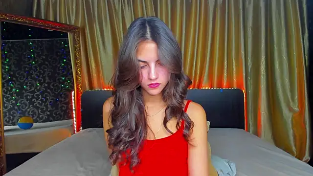 Milana Crystal  online show from September 23, 2025, 7:11 am