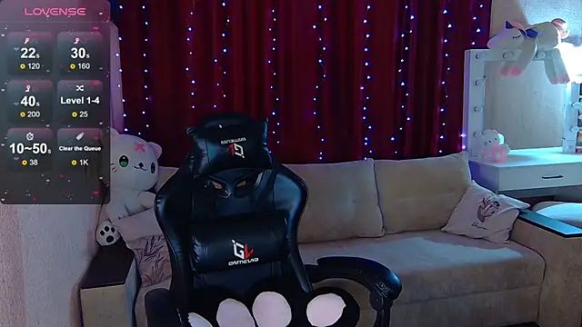 Snapshot of Sidney_blush chatting on December 23, 2025, 5:16 am Sidney blush online show from December 23, 2025, 5:16 am