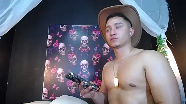 francesco evan online show from February 13, 2025, 6:59 pm