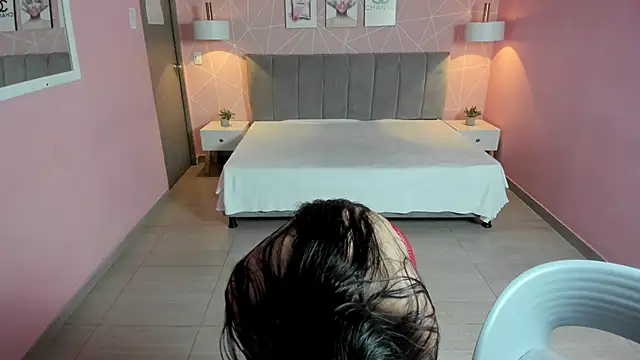Snapshot of zara__sweet chatting on January 4, 2025, 12:38 pm zara sweet online show from January 4, 2025, 12:38 pm
