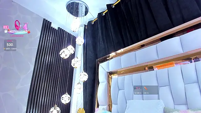 Snapshot of SarayRoyse chatting on February 12, 2026, 7:42 pm SarayRoyse online show from February 12, 2026, 7:42 pm