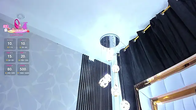 Snapshot of SarayRoyse chatting on February 22, 2026, 7:34 pm SarayRoyse online show from February 22, 2026, 7:34 pm