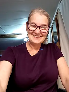 irinamaux online show from October 11, 2025, 5:17 am