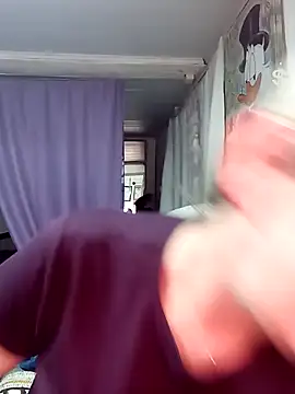 irinamaux online show from March 4, 2026, 11:55 pm