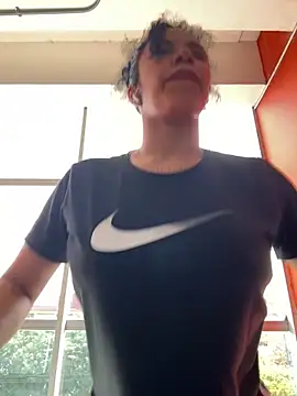 Brunettexio online show from February 2, 2025, 7:04 pm