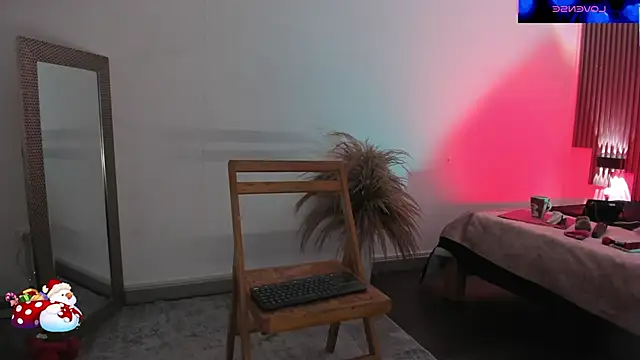 fransheska rossi online show from December 4, 2025, 12:58 pm