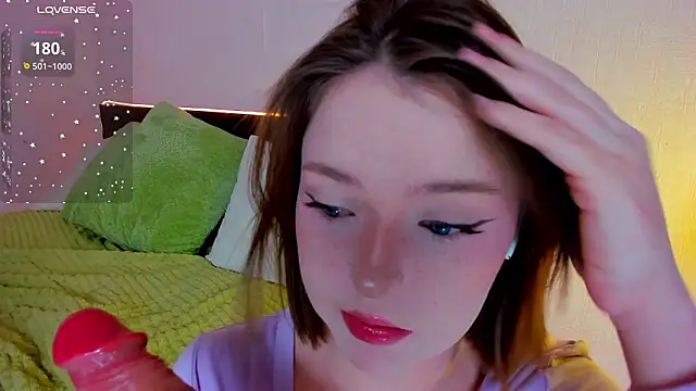 Snapshot of lexxxxxxi chatting on February 8, 2026, 6:44 pm lexxxxxxi online show from February 8, 2026, 6:44 pm