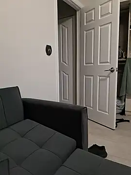 Snapshot of Zander823 chatting on February 8, 2026, 4:49 am Zander823 online show from February 8, 2026, 4:49 am