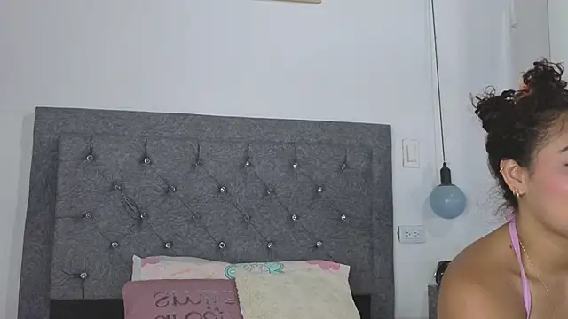 Snapshot of Meghan_taylor__ chatting on November 15, 2025, 10:26 pm Meghan taylor online show from November 15, 2025, 10:26 pm