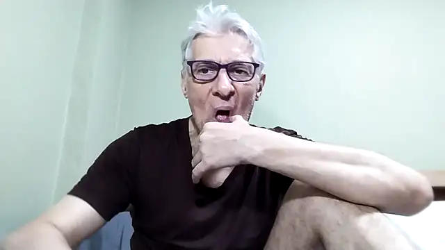 BIGUNCUTHARDCOCK online show from November 19, 2025, 11:54 am