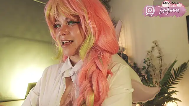 Snapshot of loIijanne chatting on February 6, 2025, 4:21 am loIijanne online show from February 6, 2025, 4:21 am